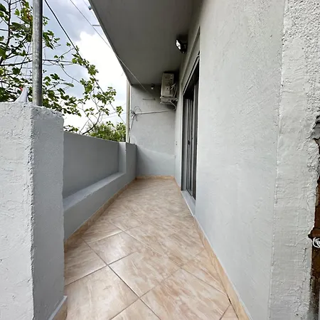 Albanian Oasis Apartment Gjirokaster Exterior photo